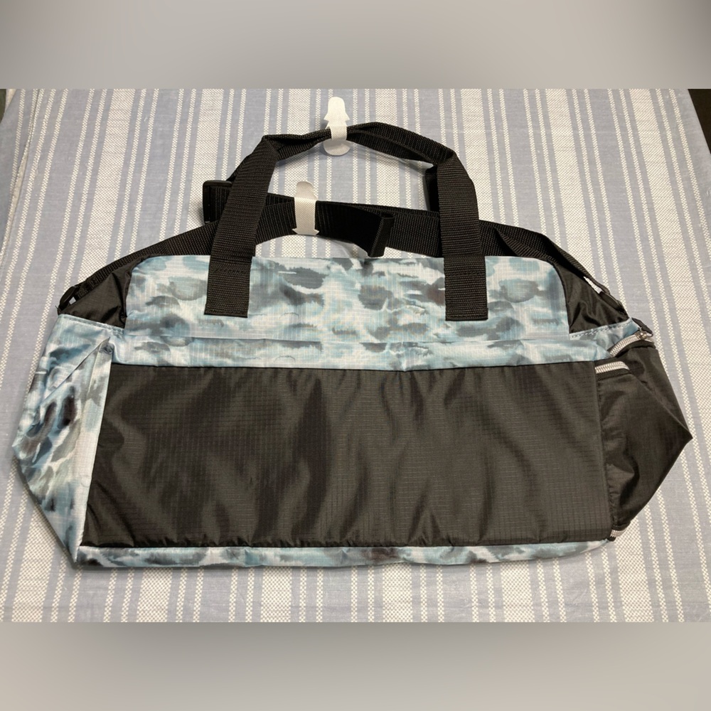 NWT DSW tote bag. - Picture 2 of 5